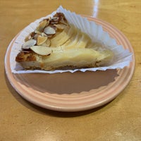 Photo taken at Broad Street Baking Company &amp;amp; Cafe by Carl B. on 3/26/2019