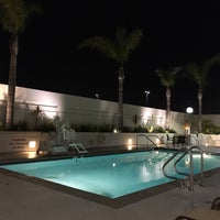 Photo taken at Westin Los Angeles Airport - Pool by Carl B. on 5/3/2016