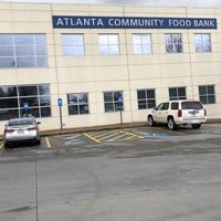 Снимок сделан в Atlanta Community Food Bank пользователем Carl B. 2/21/2018