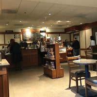 Photo taken at Peet&amp;#39;s Coffee &amp;amp; Tea by Carl B. on 10/25/2017