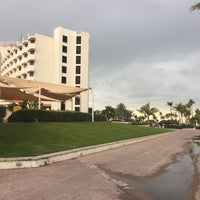 Photo taken at Jebel Ali Golf Resort by Khalooid on 3/24/2017