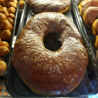 Photo taken at Round Rock Donuts by Steve D. on 8/20/2017