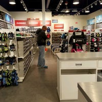 asics premium outlet