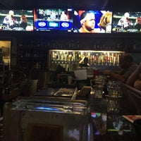 4/15/2017에 Marc M.님이 No Frills Grill &amp;amp; Sports Bar - Fort Worth에서 찍은 사진