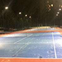 Photo taken at Cascadia tennis court by Chialin A. on 3/15/2021