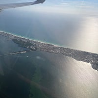 รูปภาพถ่ายที่ Sarasota-Bradenton International Airport (SRQ) โดย Alex P. เมื่อ 3/3/2024