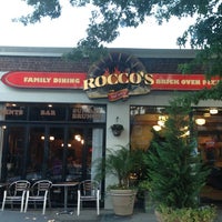 Снимок сделан в Rocco&amp;#39;s Brick Oven Pizzeria пользователем Jo  G. 7/19/2013