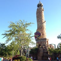 Photo taken at Universal&amp;#39;s Islands of Adventure by Jo  G. on 5/5/2013