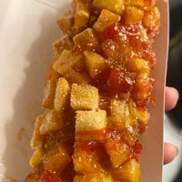 4/8/2021 tarihinde Denise C.ziyaretçi tarafından Cruncheese Korean Hot Dog'de çekilen fotoğraf