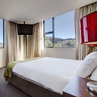 Foto scattata a Holiday Inn Cape Town da Holiday Inn Cape Town il 6/12/2014