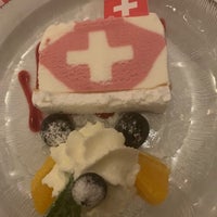 Photo taken at Stadtkeller Swiss Folkore Restaurant by Zineb on 4/29/2019