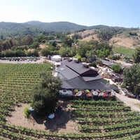 Das Foto wurde bei Martin Ranch Winery von Martin Ranch Winery am 6/17/2014 aufgenommen