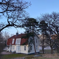 Photo taken at Arabianmäen puisto by Salla T. on 4/5/2020