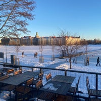 Photo taken at Eläintarhanlahti, Kaisaniemenlahti by Salla T. on 2/26/2022