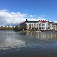 Photo taken at Kaisaniemenranta by Salla T. on 5/8/2019