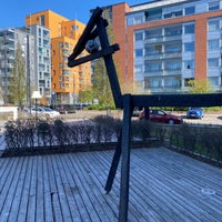 Photo taken at Tapio Wirkkalan puisto by Salla T. on 5/18/2022