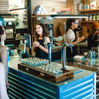 6/13/2014にLear Faye Espresso KitchenがLear Faye Espresso Kitchenで撮った写真