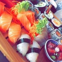 Photo taken at Sushi Paradise by Michiel B. on 3/15/2018