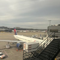 Photo taken at Delta Sky Club by Race P. on 12/8/2023