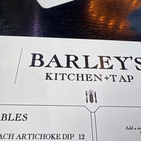 Das Foto wurde bei Barley&amp;#39;s Kitchen + Tap von Race P. am 2/8/2024 aufgenommen