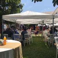 Photo taken at Esbahçe Restaurant | Düğün Salonu by Muhammed Mustafa A. on 8/25/2019
