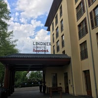 Photo taken at Lindner Park-Hotel Hagenbeck by Hiroshi N. on 5/14/2017