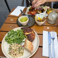 Photo taken at Le Pain Quotidien by Danny T. on 6/21/2022