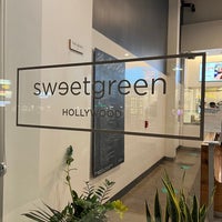 Photo taken at sweetgreen by Danny T. on 1/20/2022