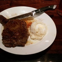 Photo taken at LongHorn Steakhouse by Troy on 2/12/2019