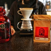 Liqu Cafe Cafe In Tehran