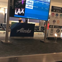 Photo taken at Baggage Claim - T6 by Chris T. on 3/18/2019