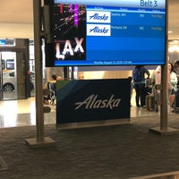 Photo taken at Baggage Claim - T6 by Chris T. on 8/13/2018