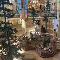Giant fireplace - Picture of Park meadows mall, Lone Tree - Tripadvisor