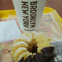 Photo taken at Mister Donut by Ken I. on 2/20/2016