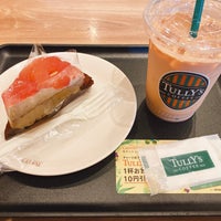 Photo taken at Tully&amp;#39;s Coffee by mak on 10/12/2020
