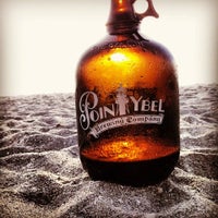 Das Foto wurde bei Point Ybel Brewing Company von Point Ybel Brewing Company am 6/15/2014 aufgenommen