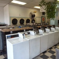 Foto diambil di JJ&amp;#39;s Laundromat oleh Alan S. pada 6/22/2014