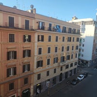 Foto diambil di Best Western Rome Spring House Hotel oleh Deniss M. pada 1/30/2022