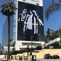 Photo taken at Andaz West Hollywood - a concept by Hyatt by Armin J. on 6/28/2019