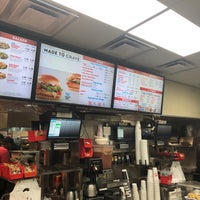 Photo taken at Wendy’s by Armin J. on 5/5/2019