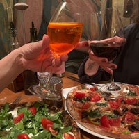 Foto scattata a Pizzeria Pera da Ebru S. il 5/31/2022