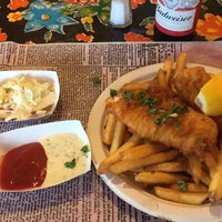 Photo taken at Fish &amp;amp; Chips of Sausalito by Julieta C. on 1/24/2018