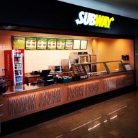 รูปภาพถ่ายที่ Subway โดย Subway เมื่อ 6/17/2014