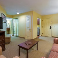 6/17/2014 tarihinde Homewood Suites by Hiltonziyaretçi tarafından Homewood Suites by Hilton'de çekilen fotoğraf