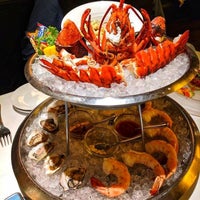 Photo taken at Eddie V&amp;#39;s Prime Seafood by Mohammad F. on 9/9/2021