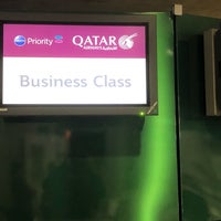 Photo taken at Qatar Airways Check-in by Léon on 1/14/2019