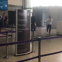 Photo taken at Qatar Airways Check-in by Léon on 7/30/2019