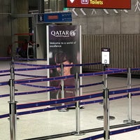 Photo taken at Qatar Airways Check-in by Léon on 1/24/2018
