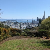 Photo taken at Russian Hill by Eunice on 9/5/2022