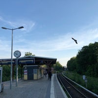 Photo taken at S Yorckstraße (Großgörschenstraße) by Wolfgang U. on 6/15/2019